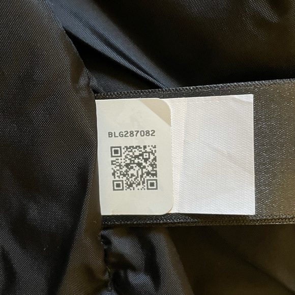 The North Face Women’s Pallie Down Waterproof Ski Jacket In Fir Green - Picture 9 of 10